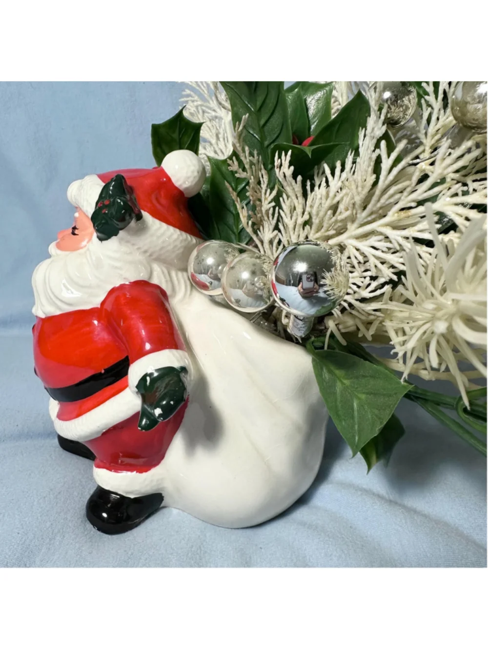 Vintage Mid Century Dickson Ceramic Santa with Original Christmas Arrangement